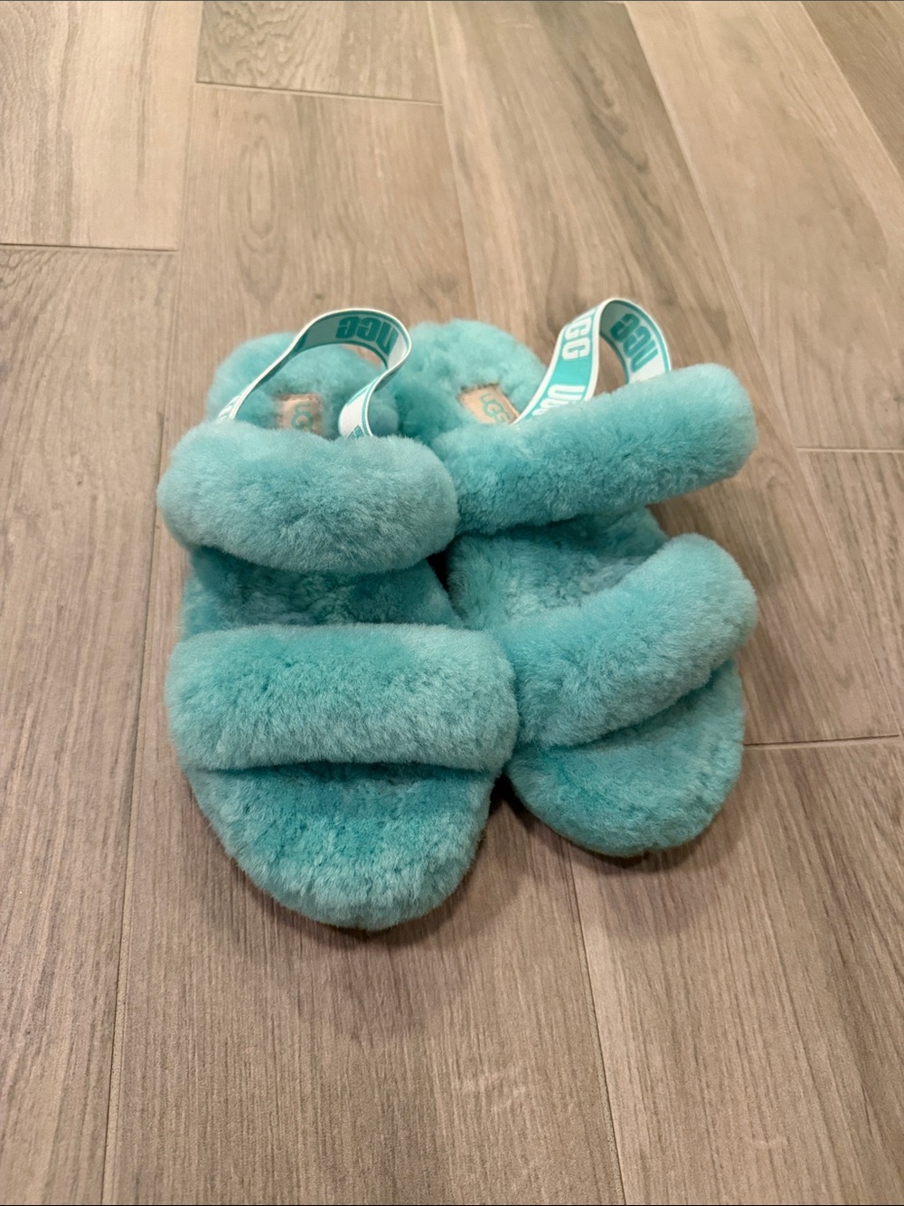 UGG Girls Teal Fuzzy Double-Band Slide Sandals Size 4